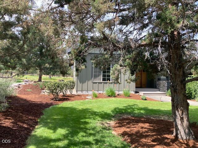 387 Goshawk Court