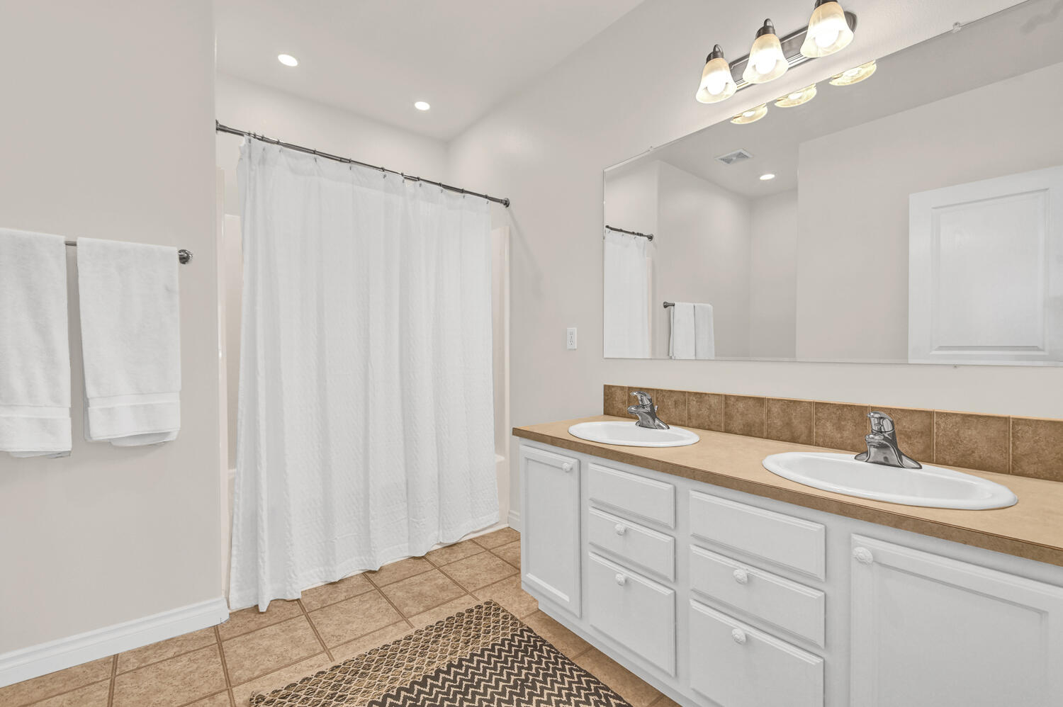 River Rim - Residential