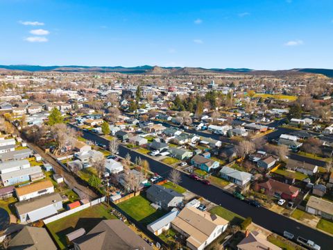 Tiny photo for 305 SW Ewen Street, Prineville, OR 97754 (MLS # 220213169)