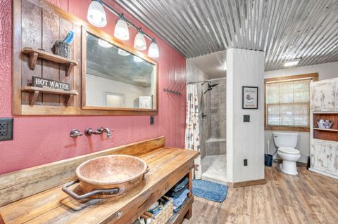 Tiny photo for 15408 Ponderosa Loop, La Pine, OR 97739 (MLS # 220203701)