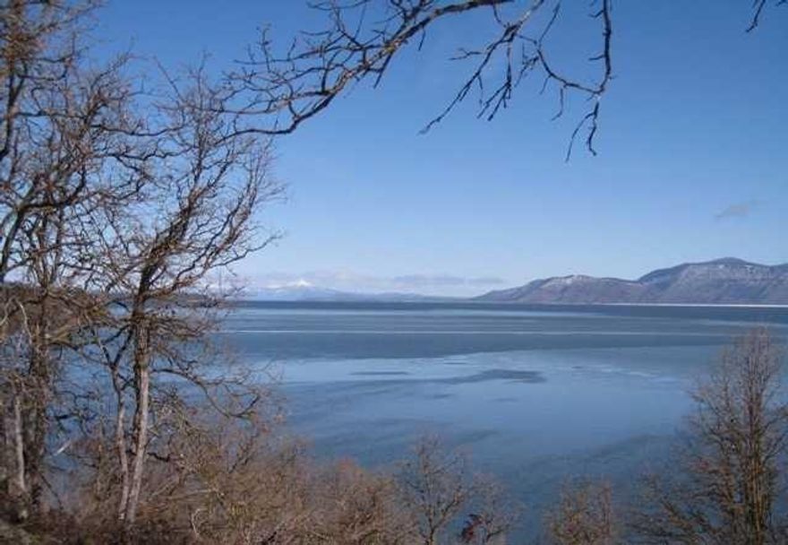 One Of The 18 Lots Actually On The Water. Rare Opportunity With Almost An Acre Of Waterfront Property . Breathtaking Views Of Mt. Scott And Klamath Lake And The Cascade Mountains. Nice Gentle Slope. Lakeside Estate At The Running Y Is The Only Neighborhood In The Y That Is Actually On The Water. Property Is Available As Part Of A Package For New Construction, Obtain One Loan For Both Home Site And Your New Home. Contact Listing Agent For Details.