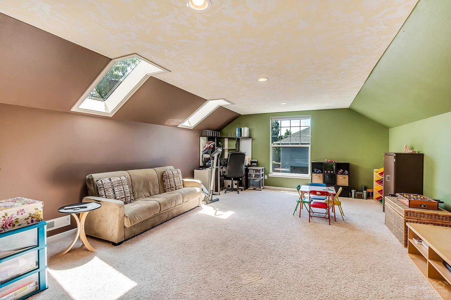 Oakview - Residential