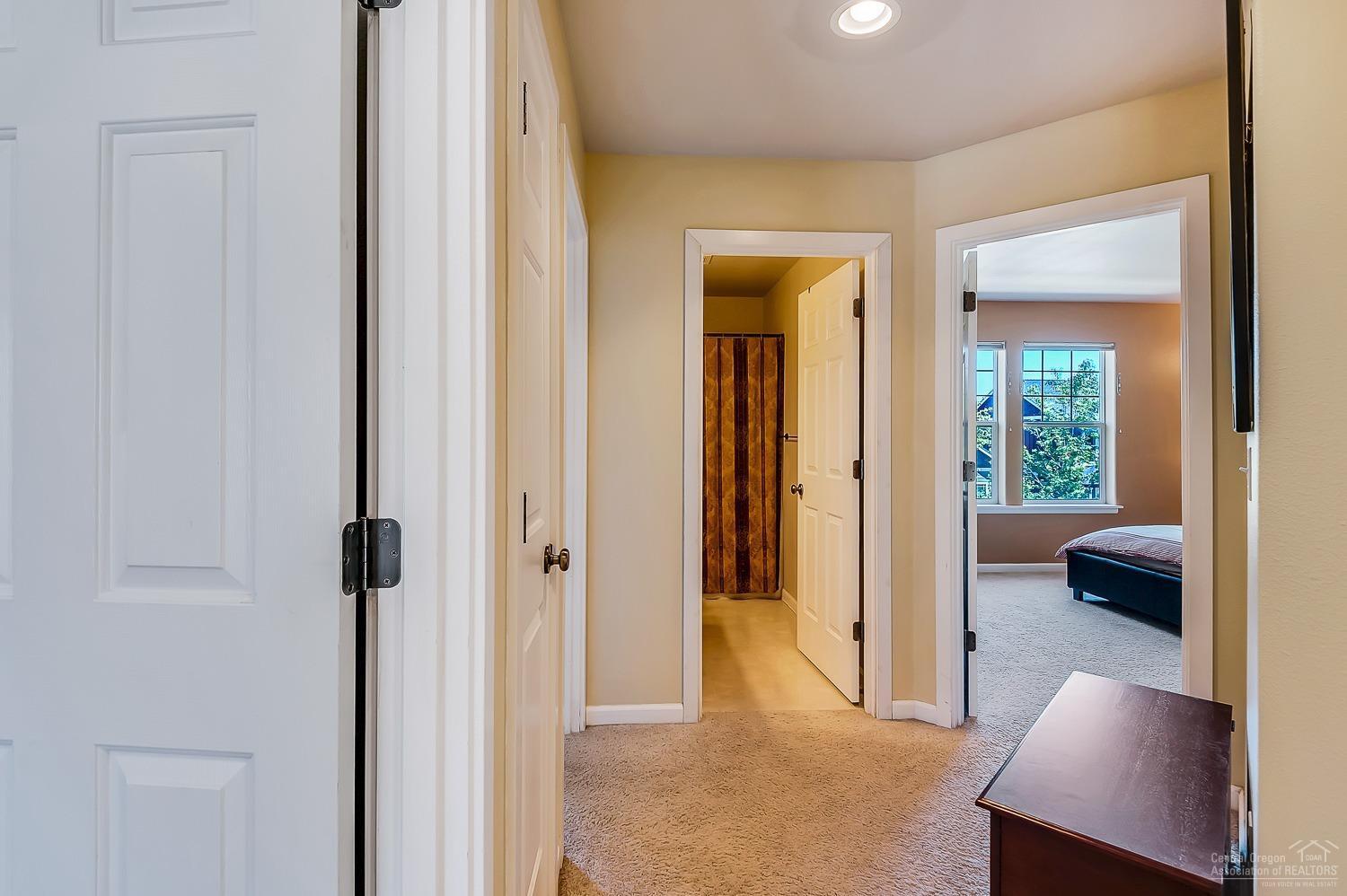 Oakview - Residential