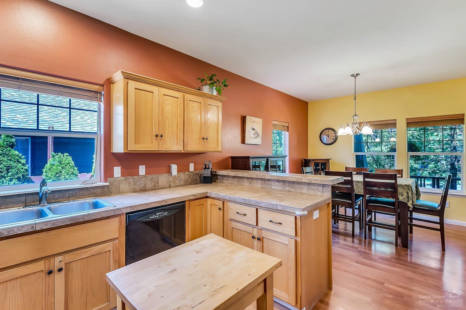 Oakview - Residential