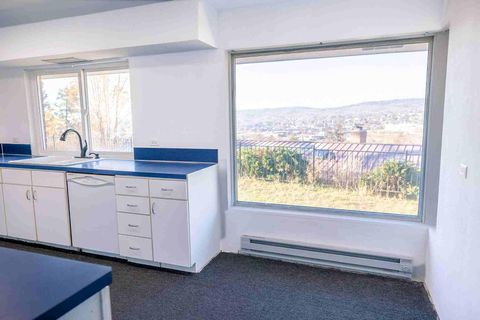 Tiny photo for 2046 Huron Street, Klamath Falls, OR 97601 (MLS # 220212361)