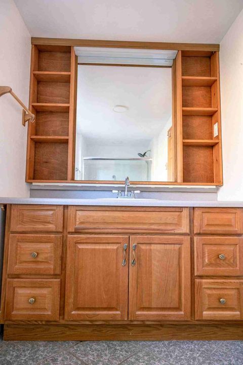 Tiny photo for 2046 Huron Street, Klamath Falls, OR 97601 (MLS # 220212361)