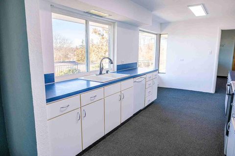 Tiny photo for 2046 Huron Street, Klamath Falls, OR 97601 (MLS # 220212361)