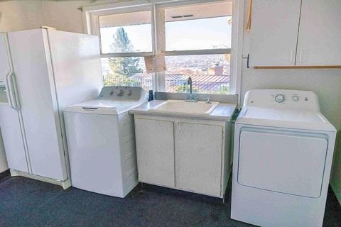 Tiny photo for 2046 Huron Street, Klamath Falls, OR 97601 (MLS # 220212361)