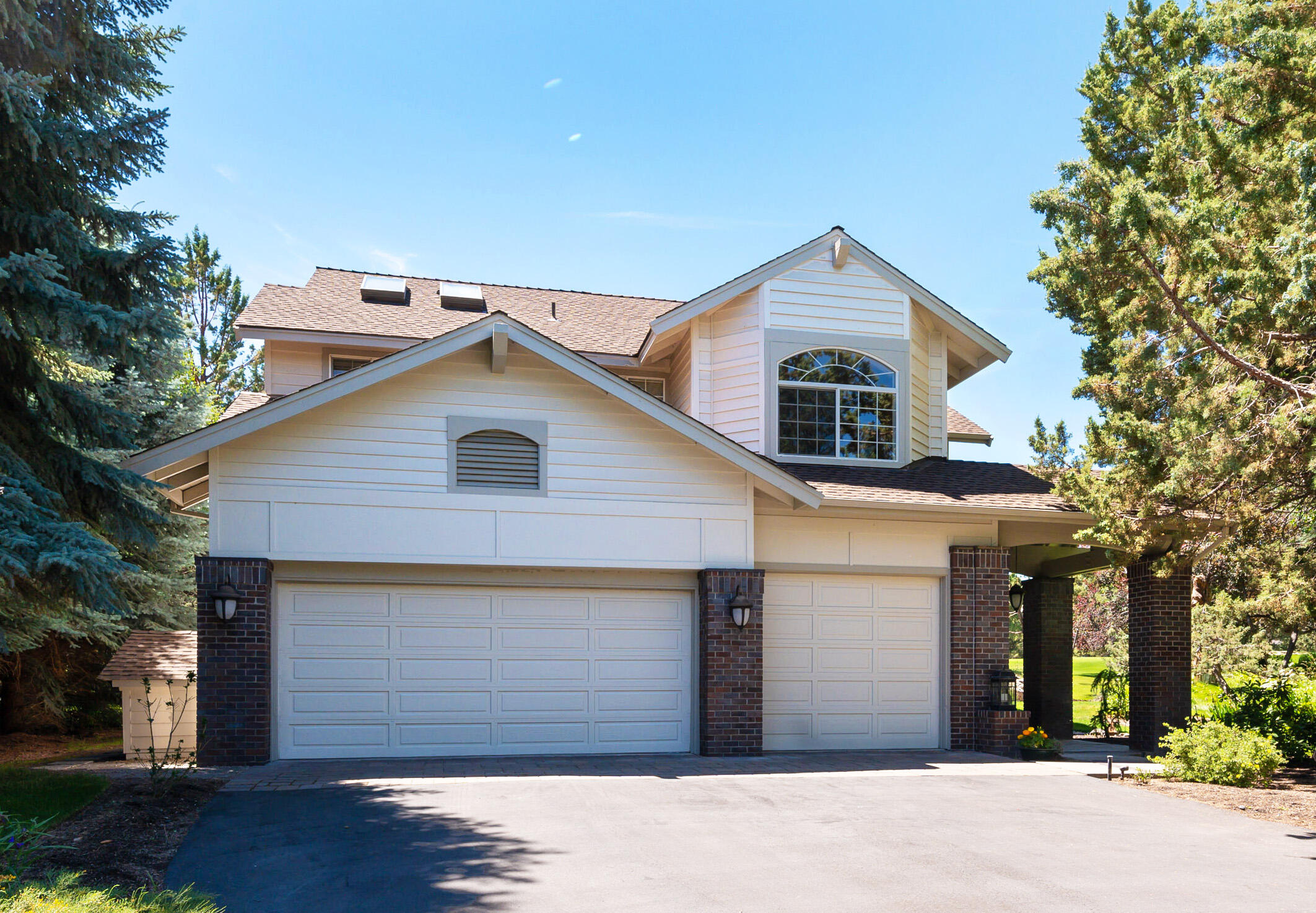Eagle Crest - Residential