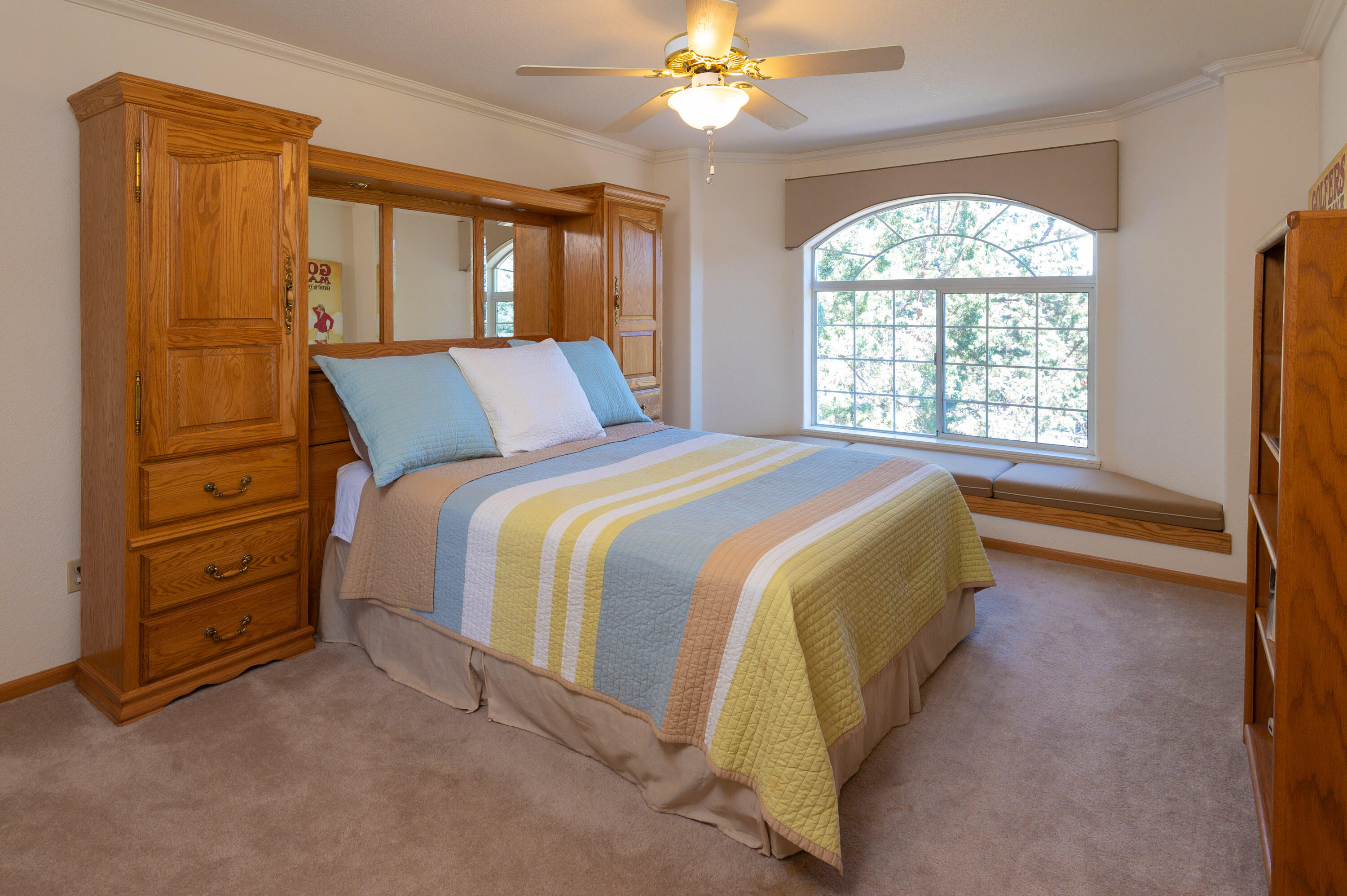 Eagle Crest - Residential