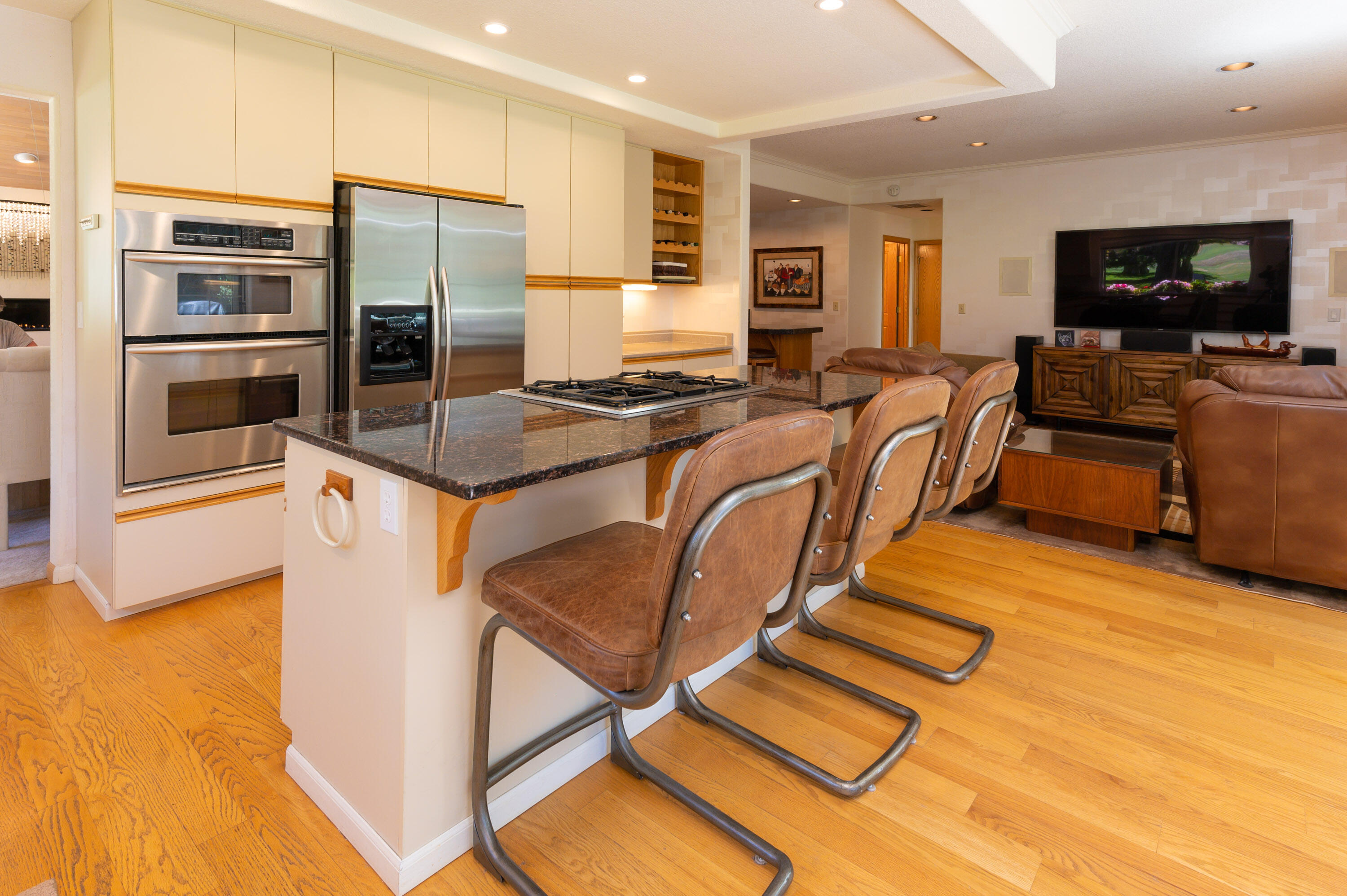 Eagle Crest - Residential