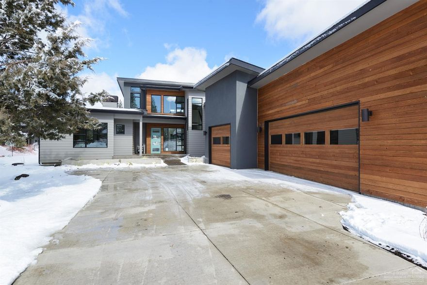 Construction is complete! This showpiece home built by cutting edge firm Dream Home Building and Design is Potential Net Zero using the latest building science technology and materials - this healthy, comfortable, durable, efficient, and beautiful home will amaze with the large chef's kitchen, spacious great room, luxurious master on main, guest suite/office as well as 2 bedrooms, bonus room, and garden deck on 2nd level. Oversize 3 car garage. Golf membership included.