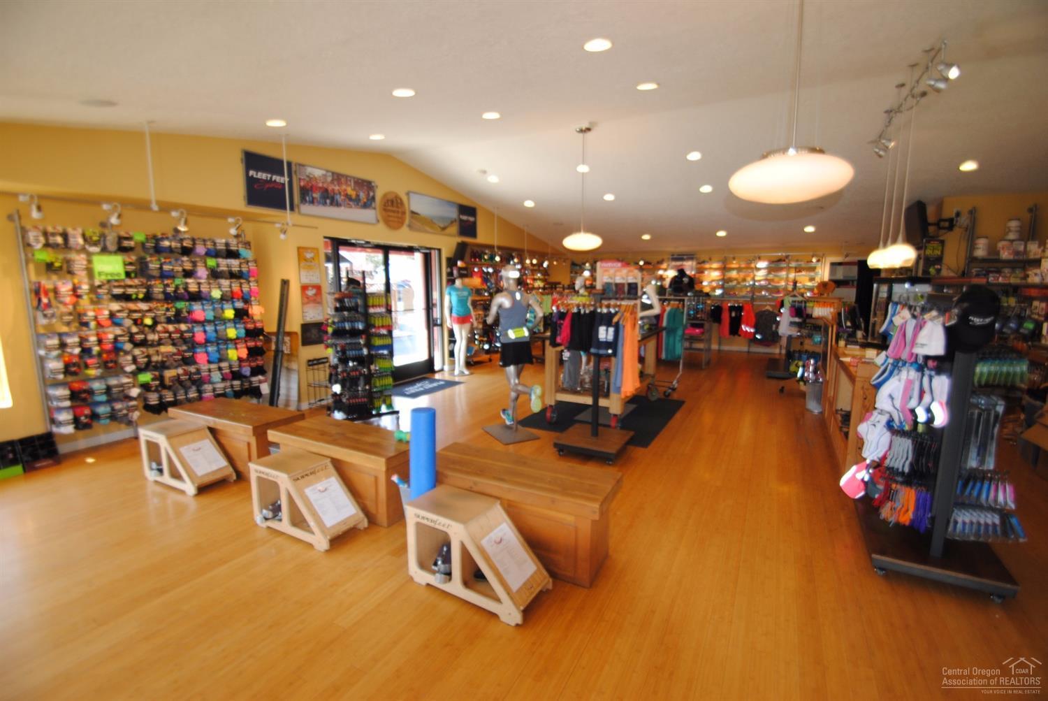 CLAB - Commercial Sale