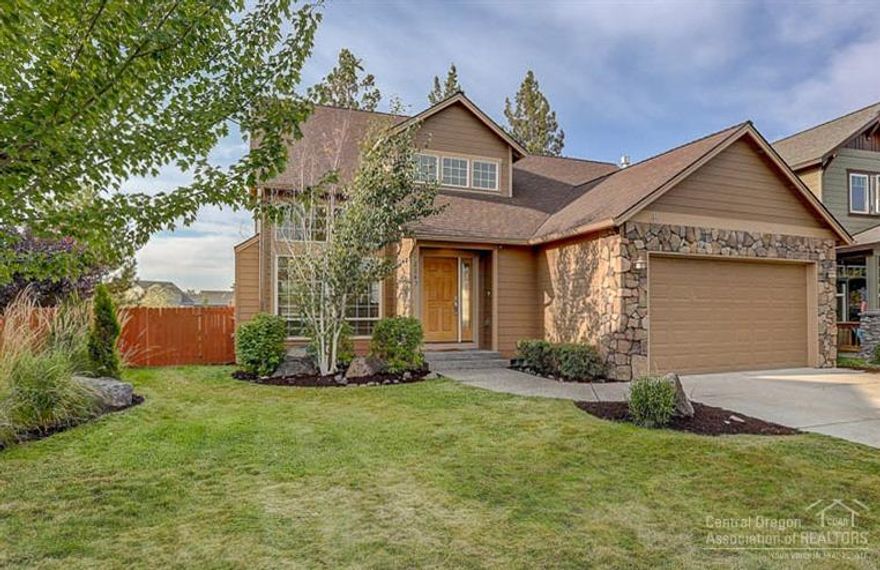 Craftsman style home with beautiful mountain views. Well maintained, granite counters, nice appliances and a master on the main. Large bonus room with solid wood doors through-out. New interior paint, new carpets, new sod replacement in back yard and landscaping looks great. It's a beautiful setting on the edge of Redmond. Extra insulation in walls for additional sound proofing. Easy access to HWY and all amenities in Redmond. Natural Gas- AC-Heat Pump and beautiful stone fascia. Must see!