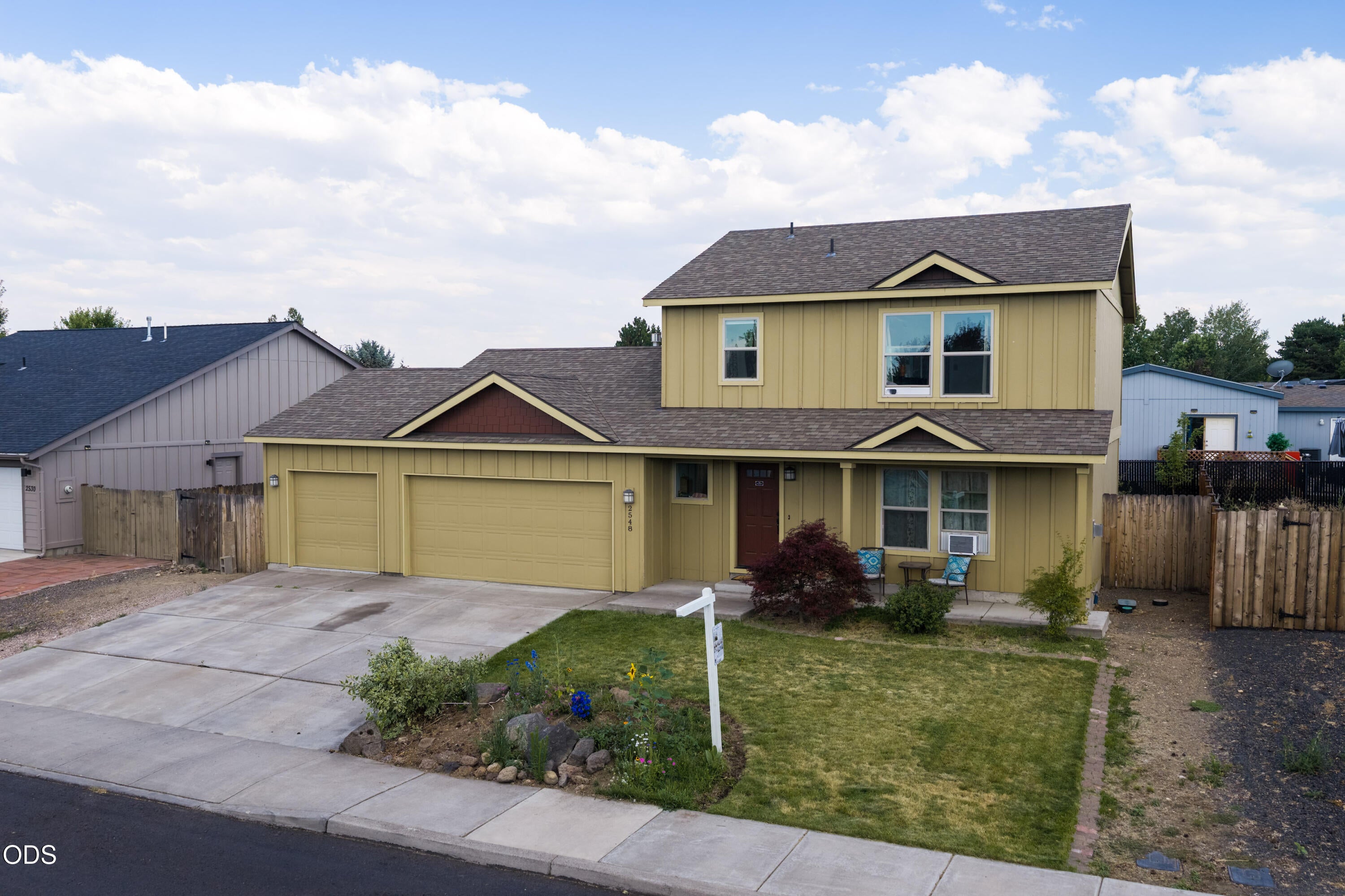 2548 SW Kalama Avenue