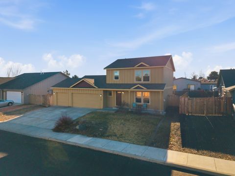 2548 SW Kalama Avenue Redmond OR 97756