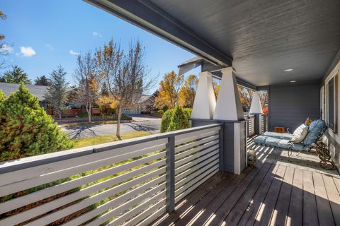 Tiny photo for 20706 Nicolette Drive, Bend, OR 97701 (MLS # 220210743)