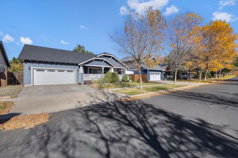 Tiny photo for 20706 Nicolette Drive, Bend, OR 97701 (MLS # 220210743)