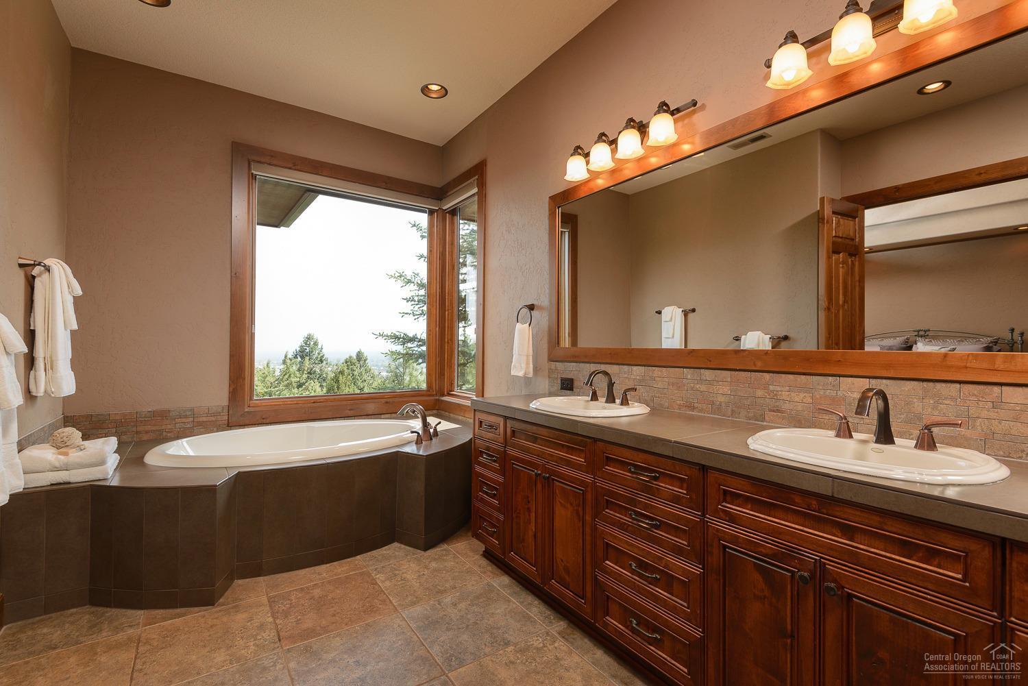 Awbrey Village - Residential