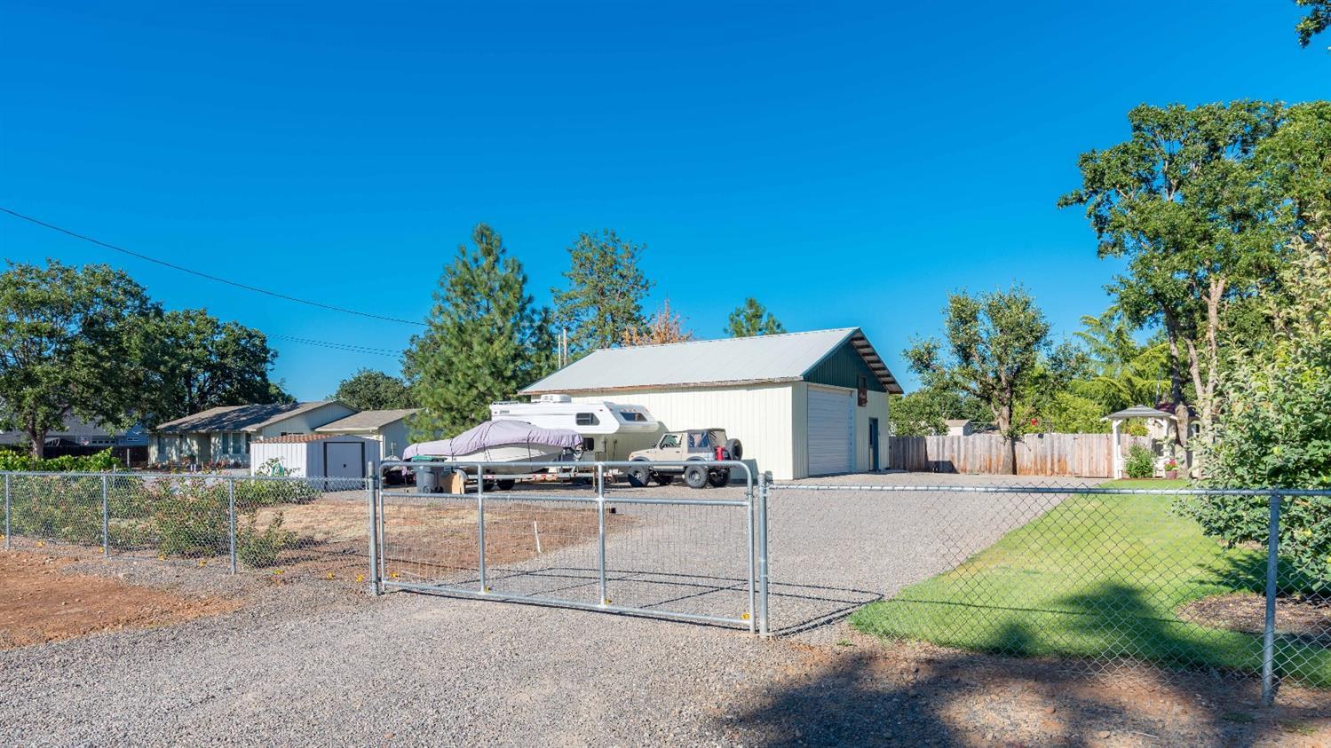 Meadowlark - Residential