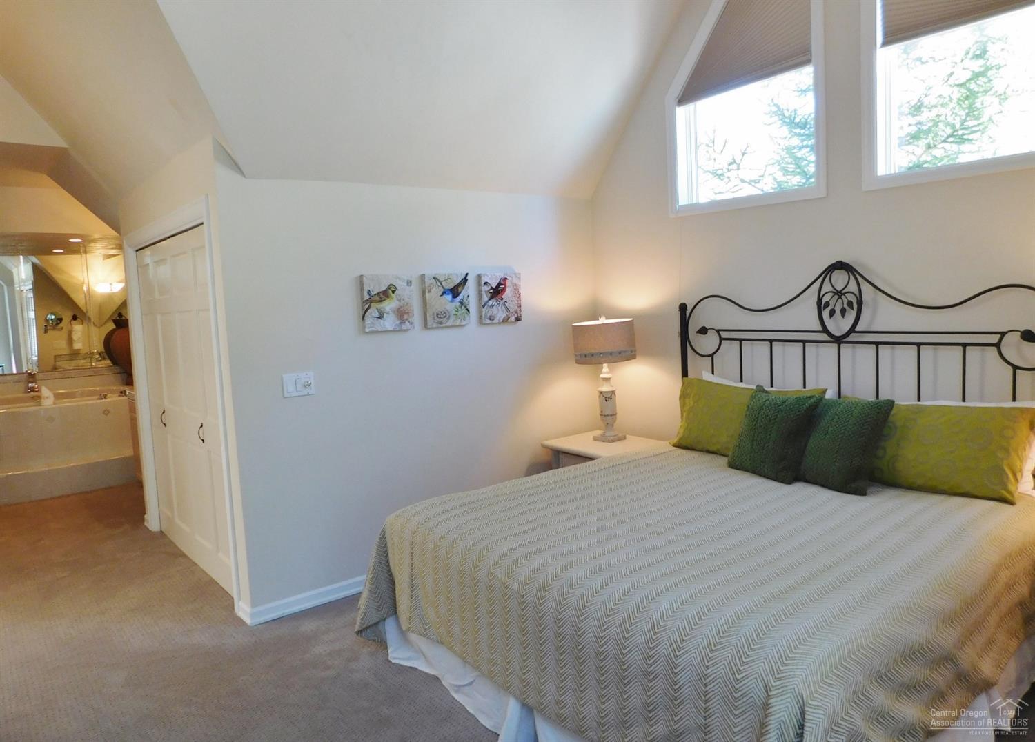 StoneTH - Residential