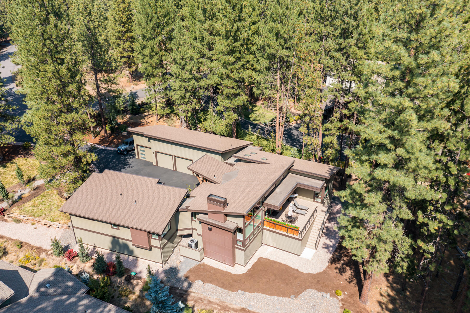 7th Mtn Golf Village - Residential