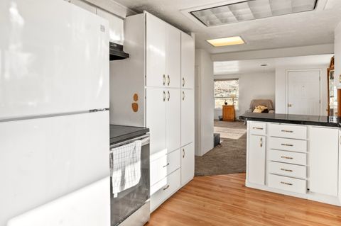 Tiny photo for 1265 NW Locust Street, Prineville, OR 97754 (MLS # 220213264)