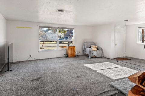 Tiny photo for 1265 NW Locust Street, Prineville, OR 97754 (MLS # 220213264)