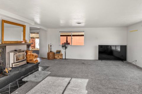 Tiny photo for 1265 NW Locust Street, Prineville, OR 97754 (MLS # 220213264)