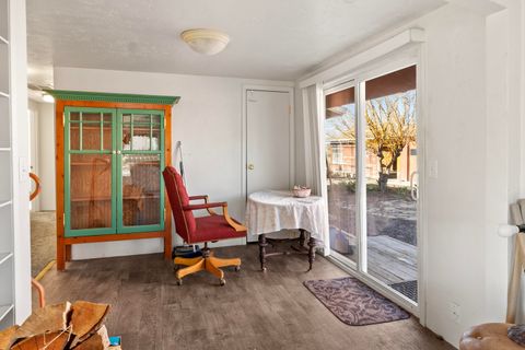 Tiny photo for 1265 NW Locust Street, Prineville, OR 97754 (MLS # 220213264)