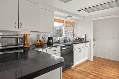 Tiny photo for 1265 NW Locust Street, Prineville, OR 97754 (MLS # 220213264)