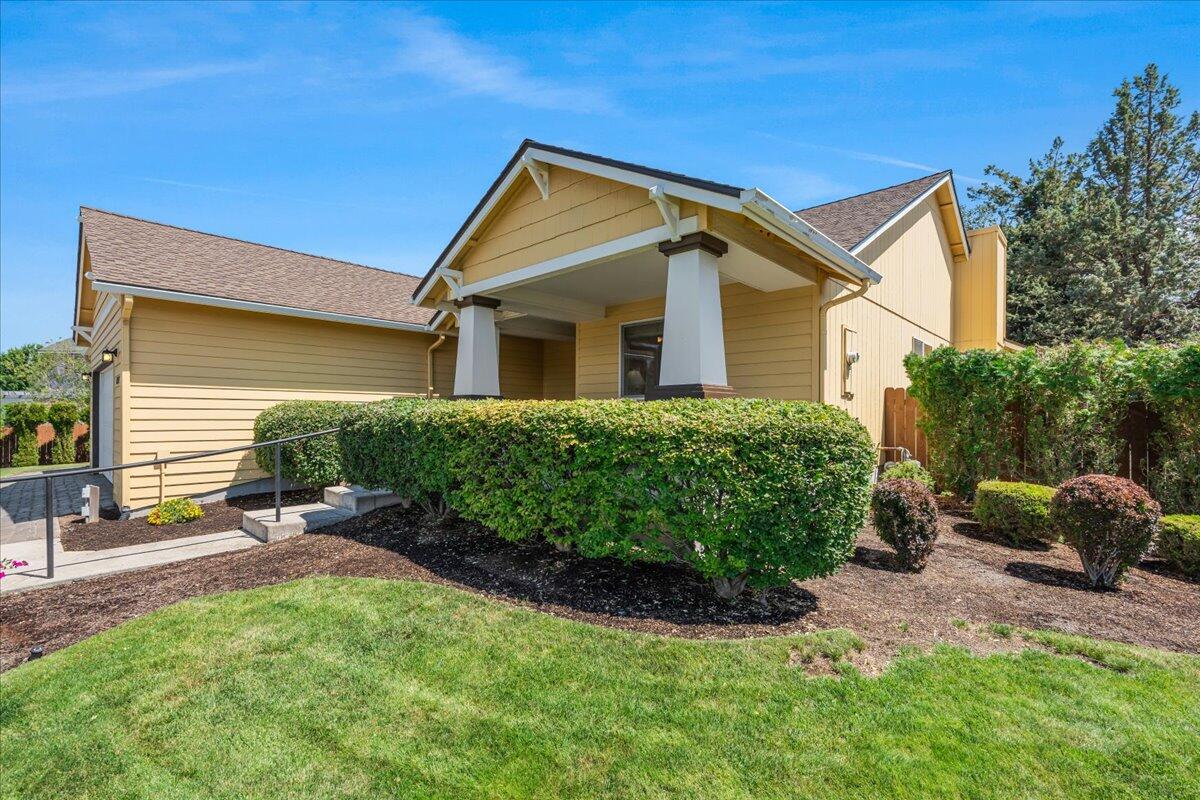 61422 Rock Bluff Lane