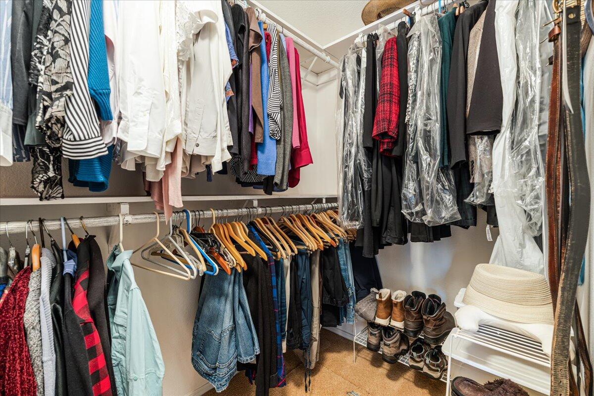 Elkhorn Estates - Residential