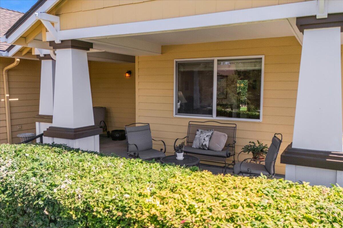 61422 Rock Bluff Lane