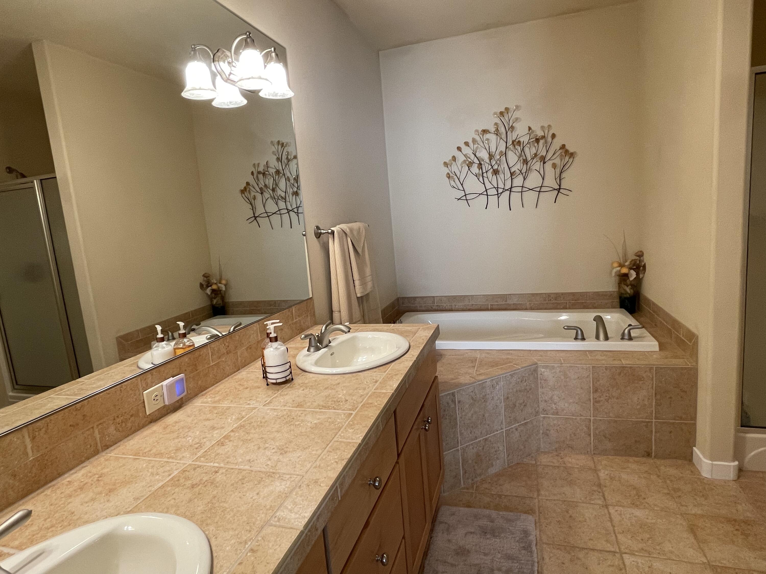 Eagle Crest - Residential