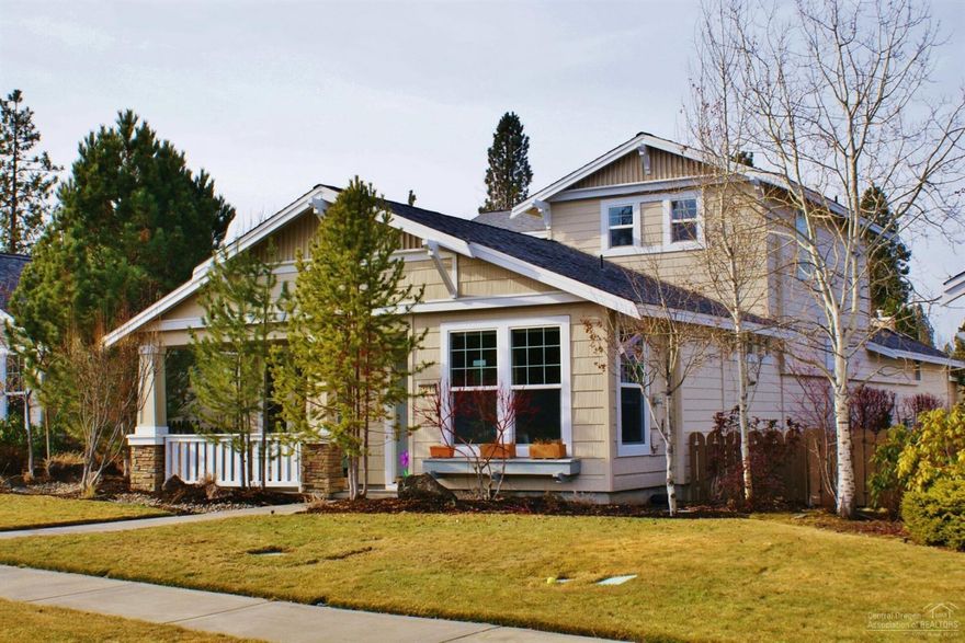 Parks living at its finest. Main level living to include master bedroom on the ground floor with open living space. Many upgrades to includes solar panels for both electric and hot water, newer engineered hardwood floors and new heat pump system. Upstairs has second bedroom, full bath, loft and small office nook. Very private backyard with zero scape low maintenance landscaping. Sits on a quiet street directly across from one of three large parks. Come check out all this westside neighborhood has to offer including, pool, basketball court, picnic area to include barbeques and lots of open space. Trails to the national forest start right on the edge of the neighborhood.