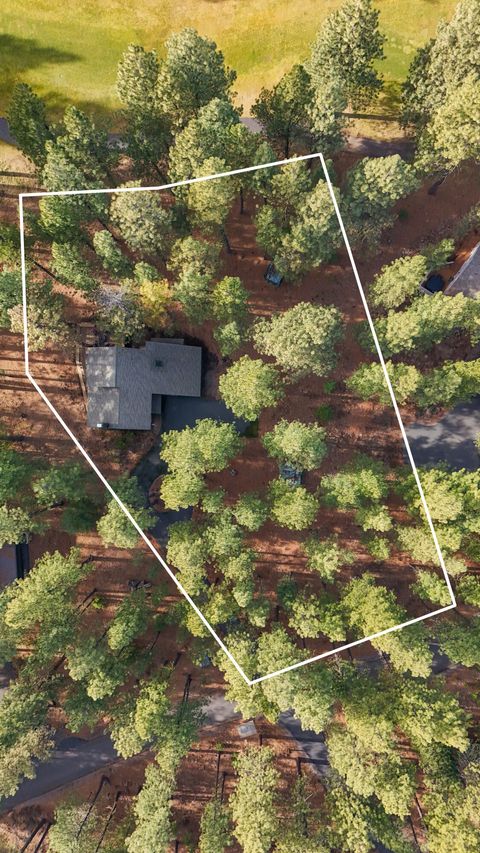 Photo of 71085 Bracken Lane, Sisters, OR 97759 (MLS # 220217302)