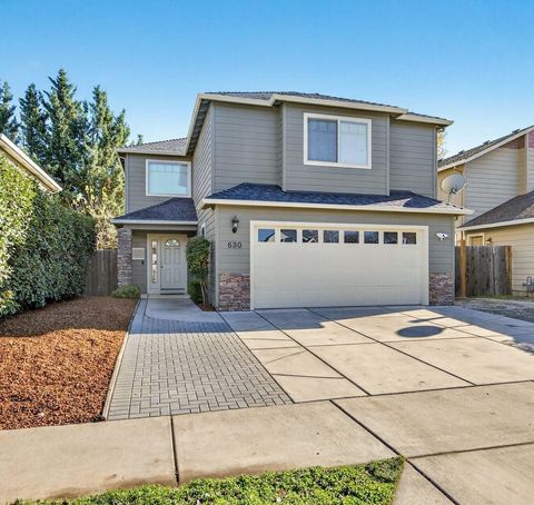 Photo of 630 Spring Valley Drive, Medford, OR 97501 (MLS # 220212050)
