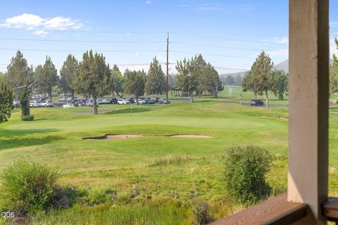 Tiny photo for 1141 Golden Pheasant Drive, Redmond, OR 97756 (MLS # 220225919)