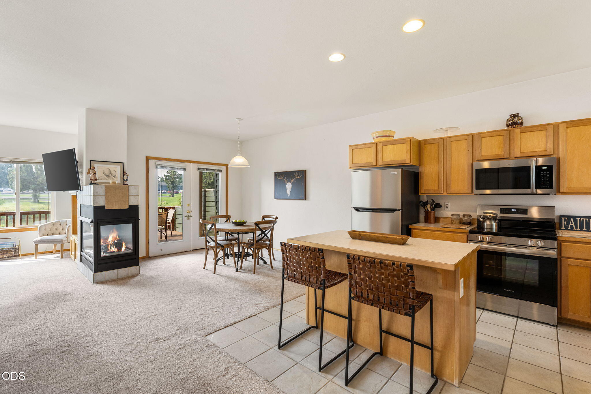 1141 Golden Pheasant Drive