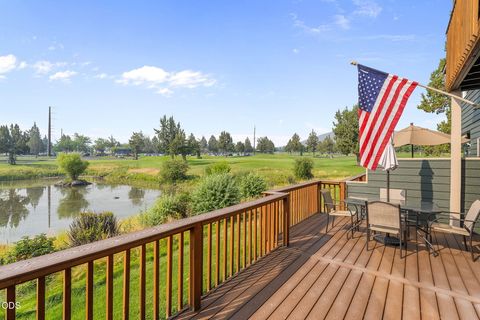 Tiny photo for 1141 Golden Pheasant Drive, Redmond, OR 97756 (MLS # 220225919)
