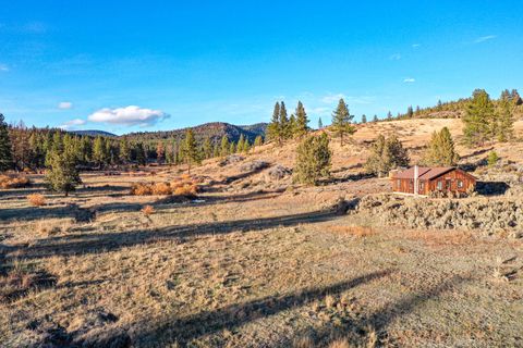 Tiny photo for 28000 SE Paulina Highway, Prineville, OR 97754 (MLS # 220212205)