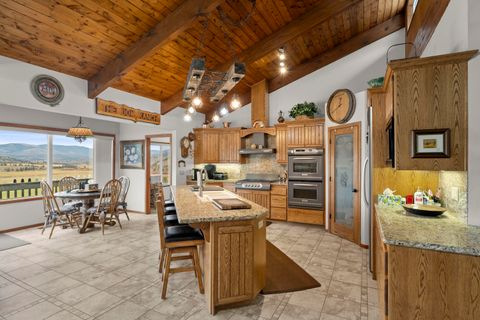 Tiny photo for 28000 SE Paulina Highway, Prineville, OR 97754 (MLS # 220212205)