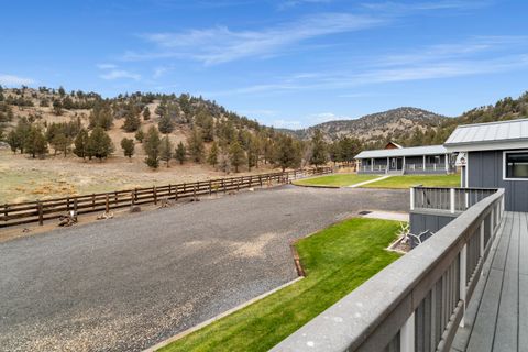 Tiny photo for 28000 SE Paulina Highway, Prineville, OR 97754 (MLS # 220212205)