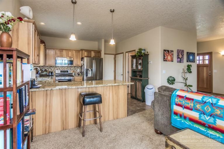 Paulina Peaks - Residential