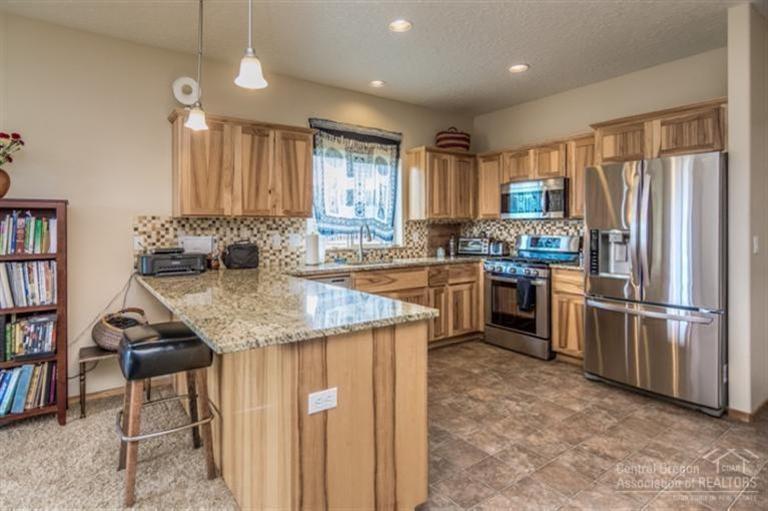 Paulina Peaks - Residential