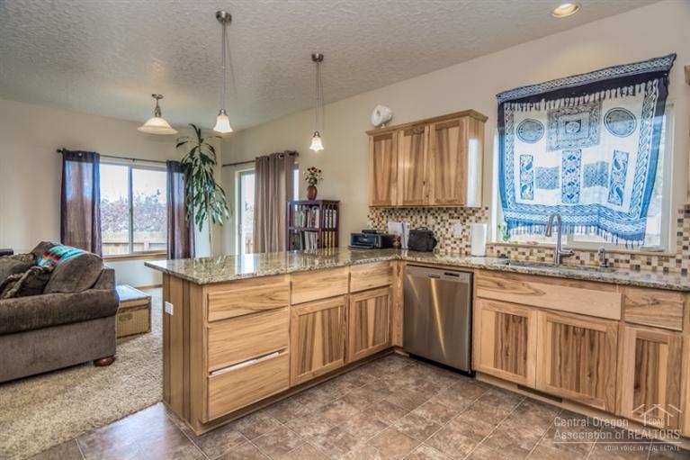 Paulina Peaks - Residential