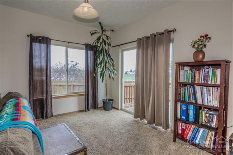 Paulina Peaks - Residential