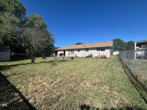Tiny photo for 4810 Derby Place, Klamath Falls, OR 97603 (MLS # 220224603)