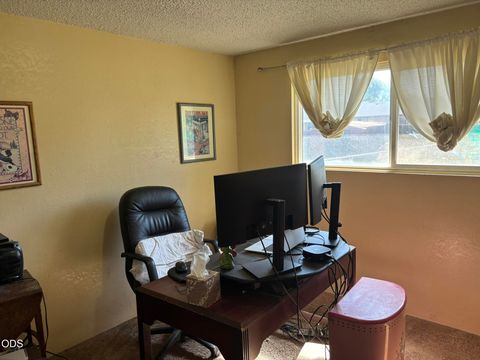 Tiny photo for 4810 Derby Place, Klamath Falls, OR 97603 (MLS # 220224603)